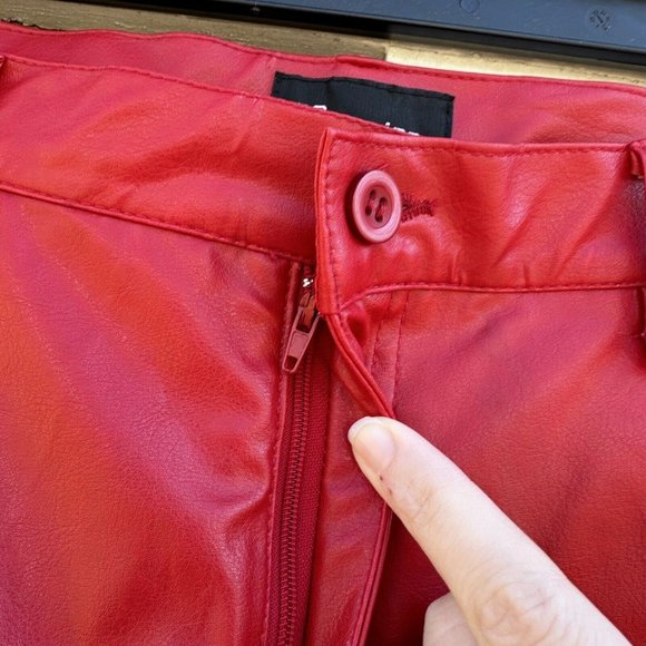 Vintage Y2K No Boundaries Red Faux Leather PVC Bootcut Pants Junior’s Size 13 - Picture 5 of 6